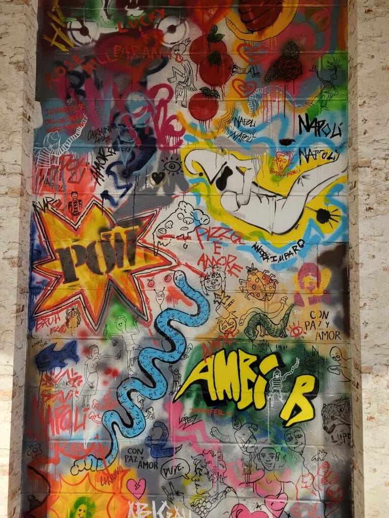 Pupatella-Interior mural