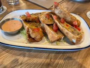 Cheeseburger Eggrolls, The Mailroom, Clarksville