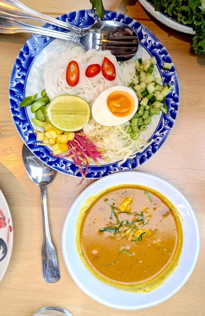 Kanom Jeen Gaeng Pu Curry, Kalaya, Philadelphia