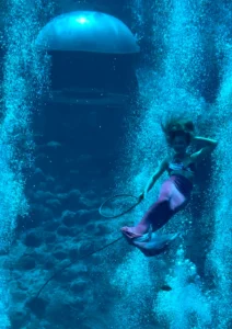Weeki Wachee Springs, Mermaid swimming performance, Buccaneer Bay